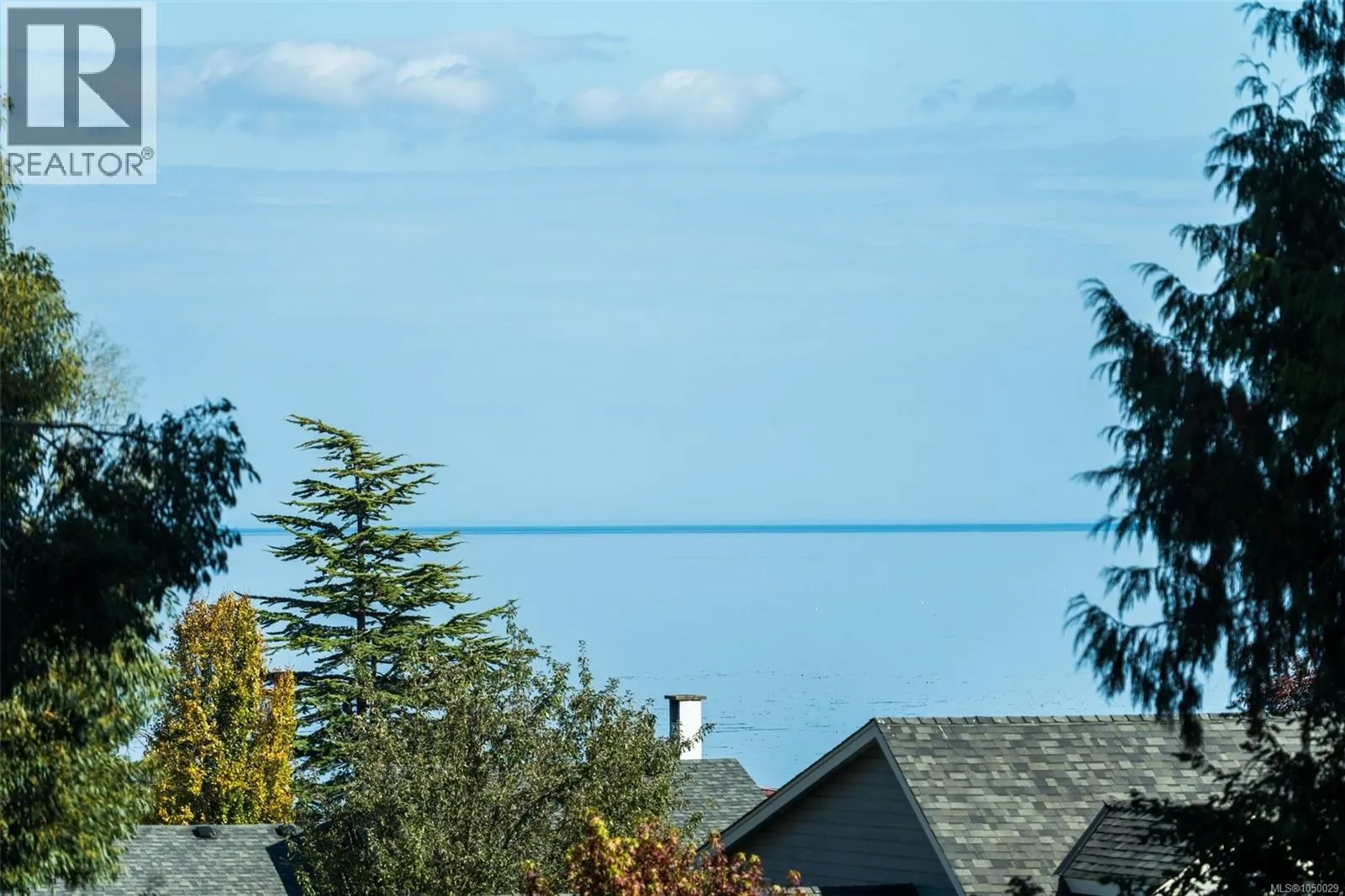 201 5229 Cordova Bay Rd