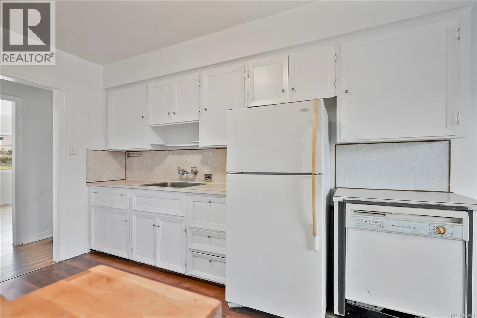 552 Davida Ave