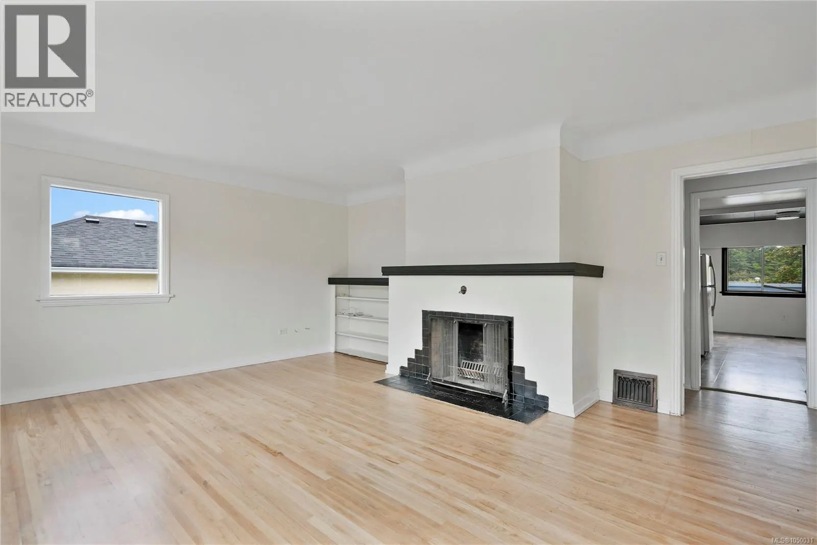552 Davida Ave