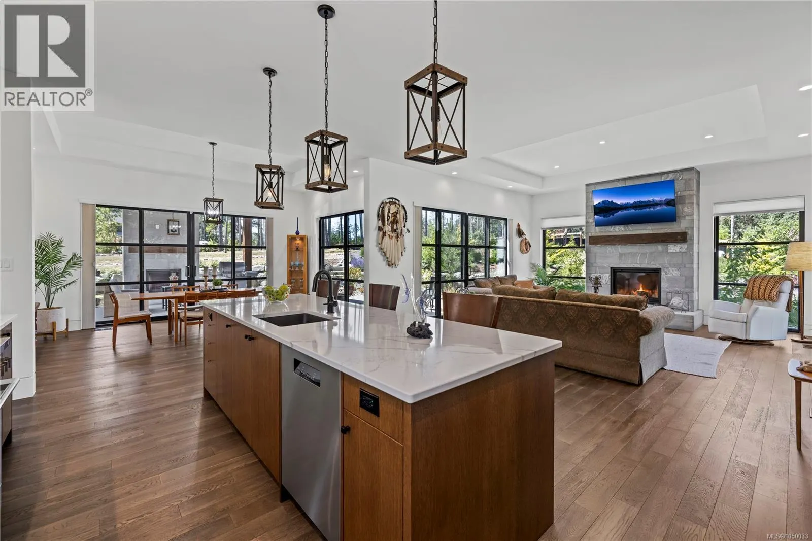 1175 Evergreen Way