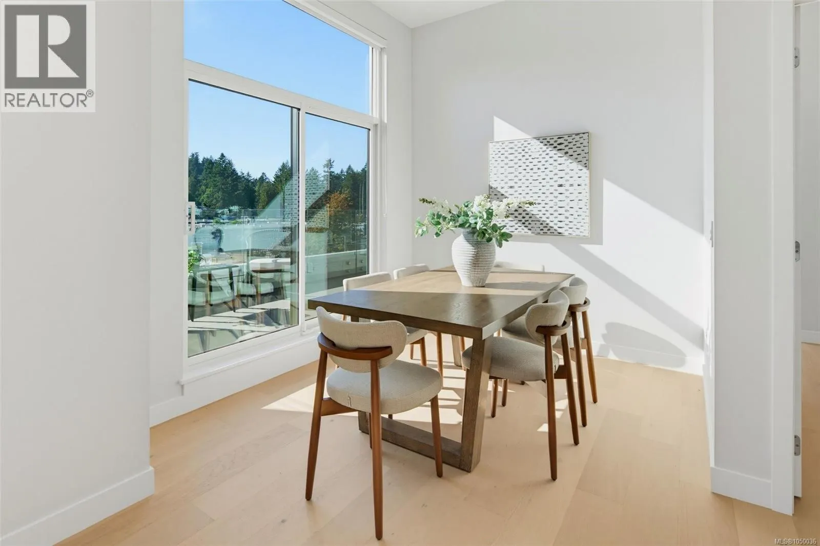 PH 402 5229 Cordova Bay Rd