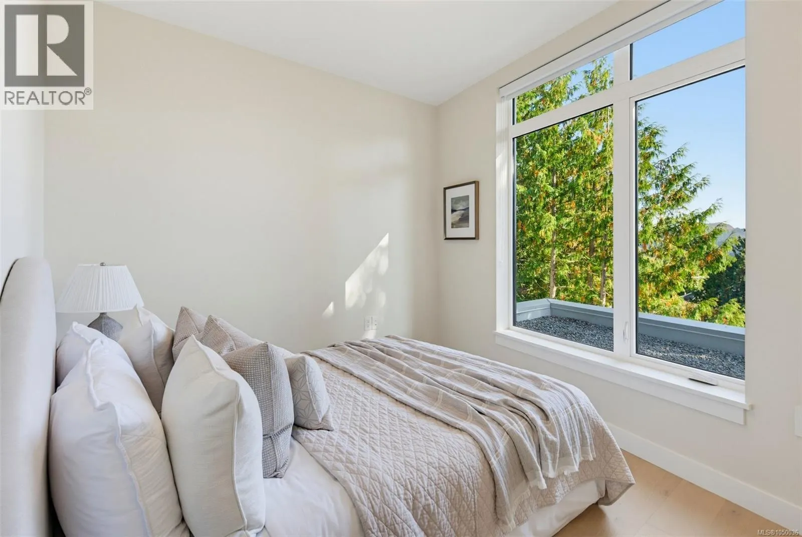 PH 402 5229 Cordova Bay Rd
