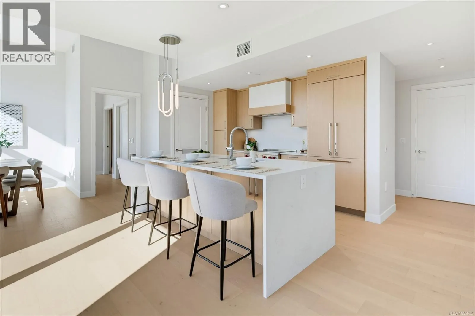 PH 402 5229 Cordova Bay Rd
