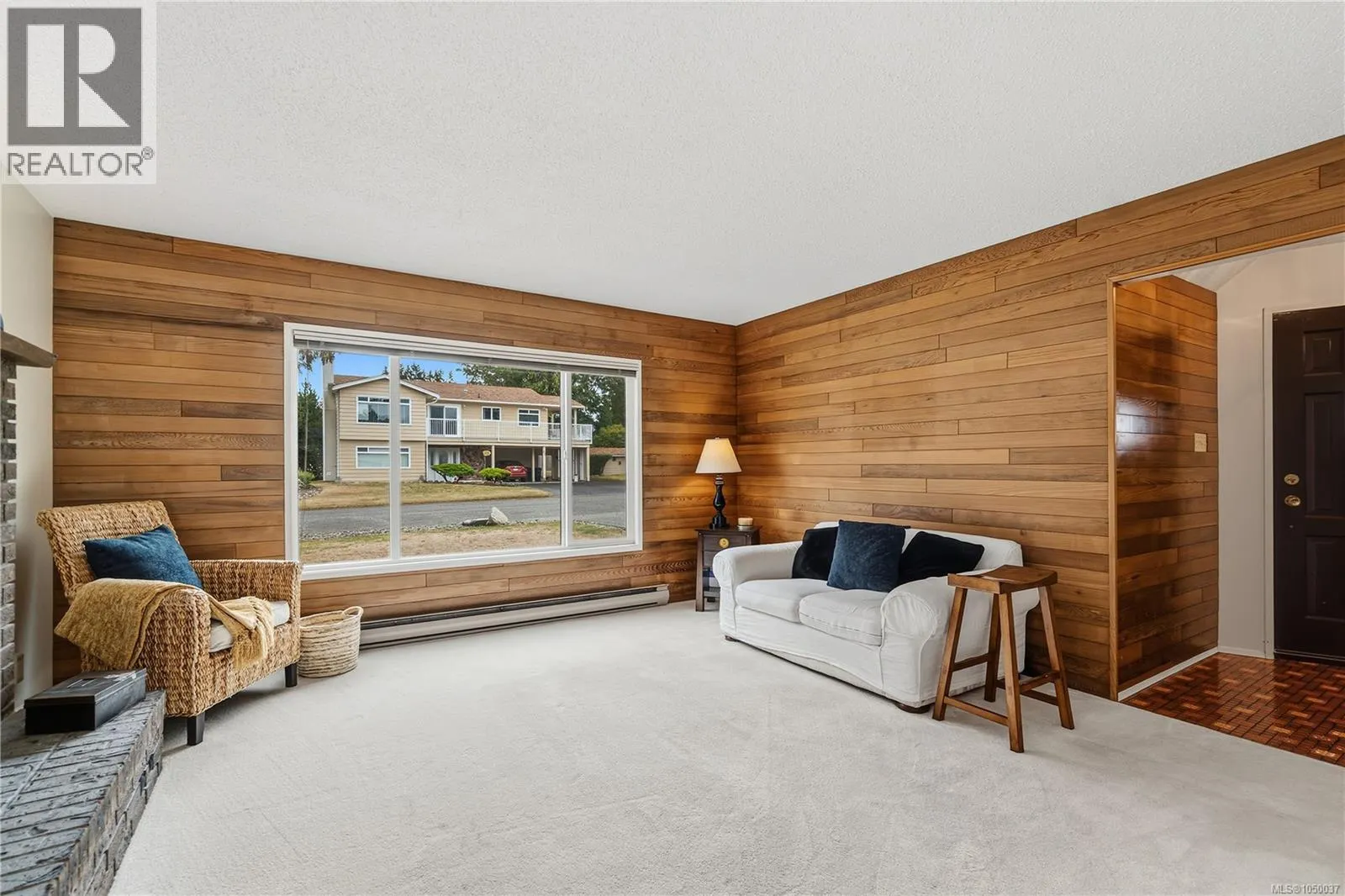 1 Sylvan Cres