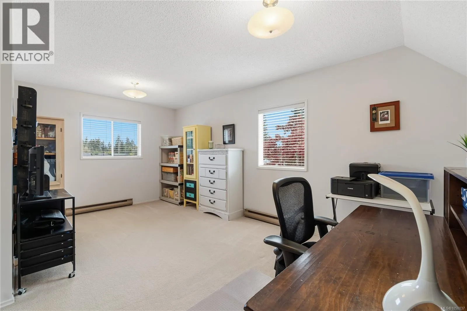 1 Sylvan Cres