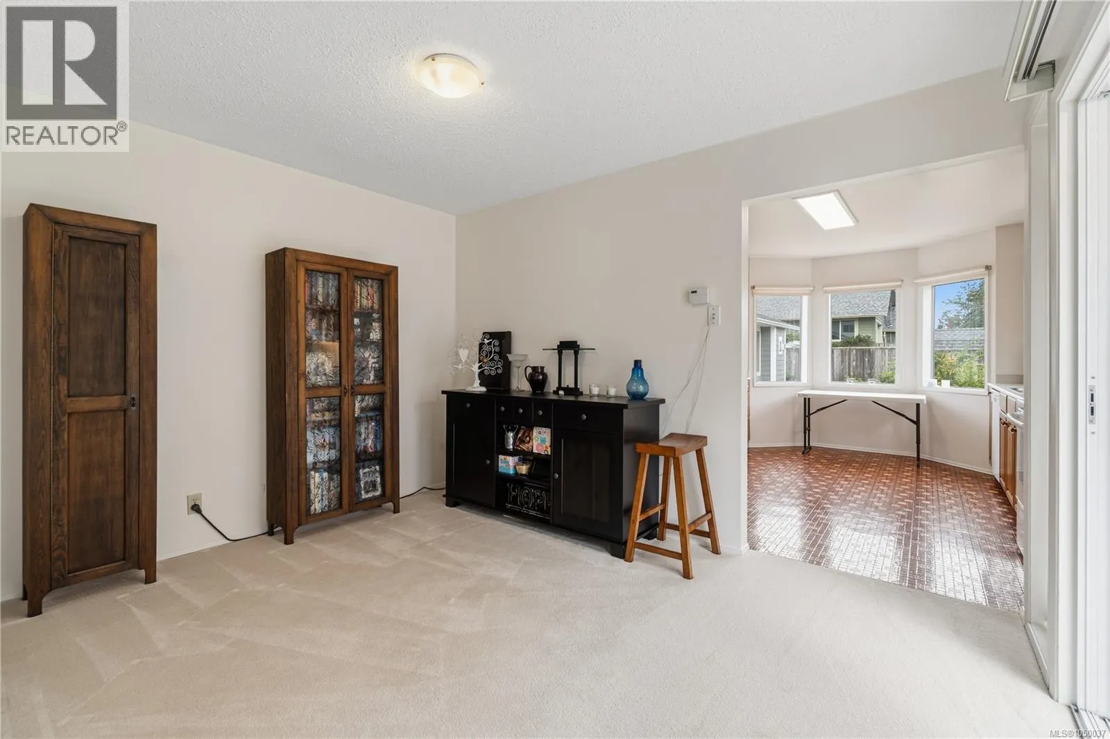 1 Sylvan Cres