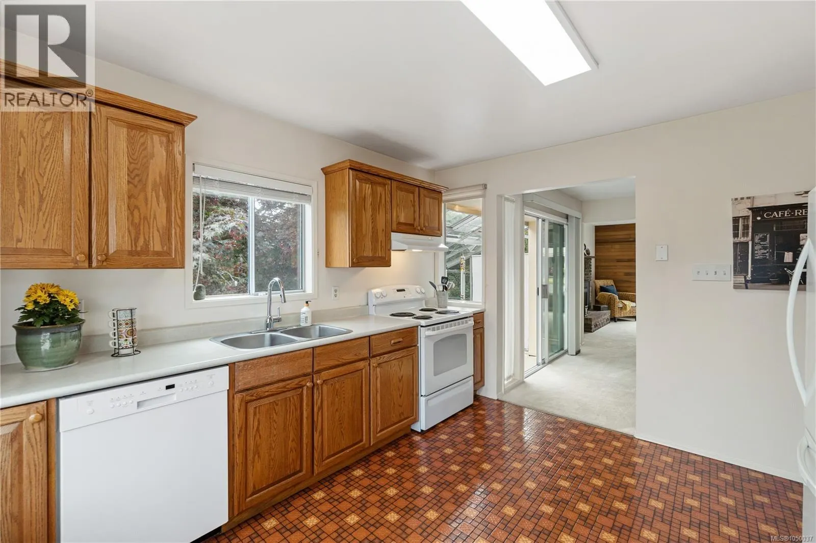 1 Sylvan Cres
