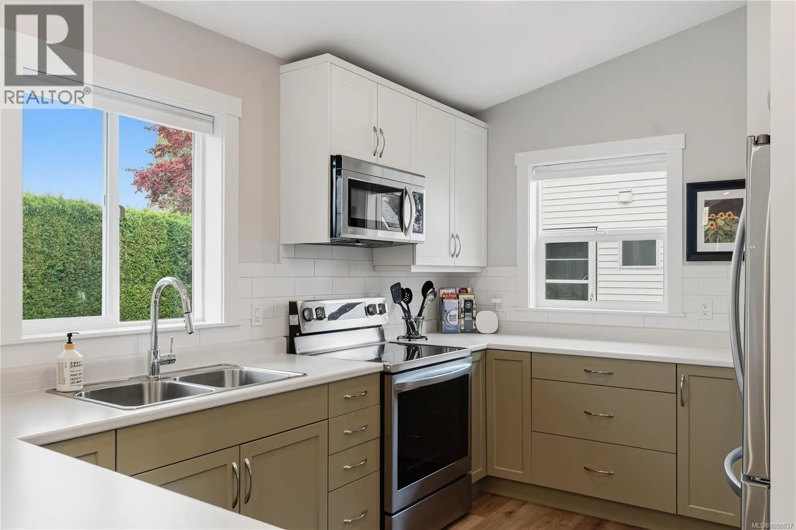 1 Sylvan Cres