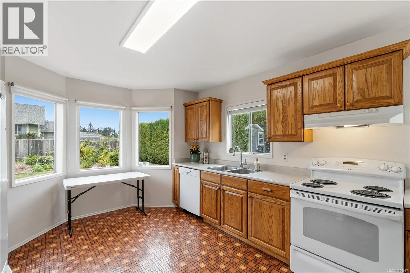 1 Sylvan Cres