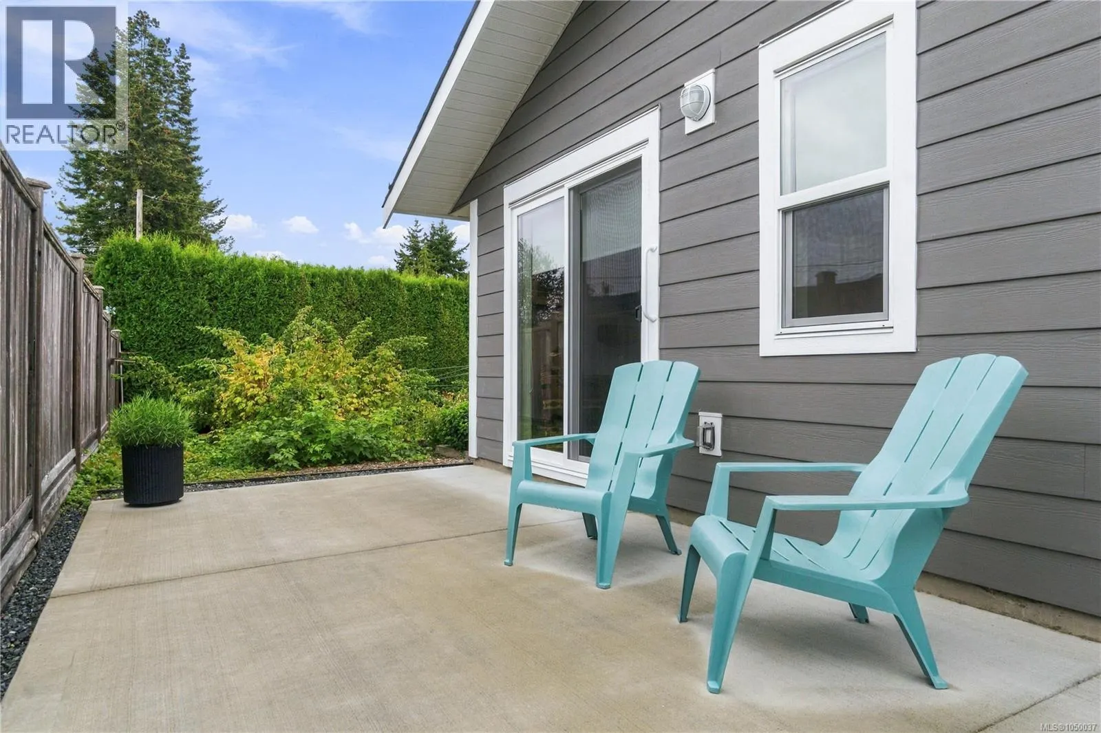 1 Sylvan Cres