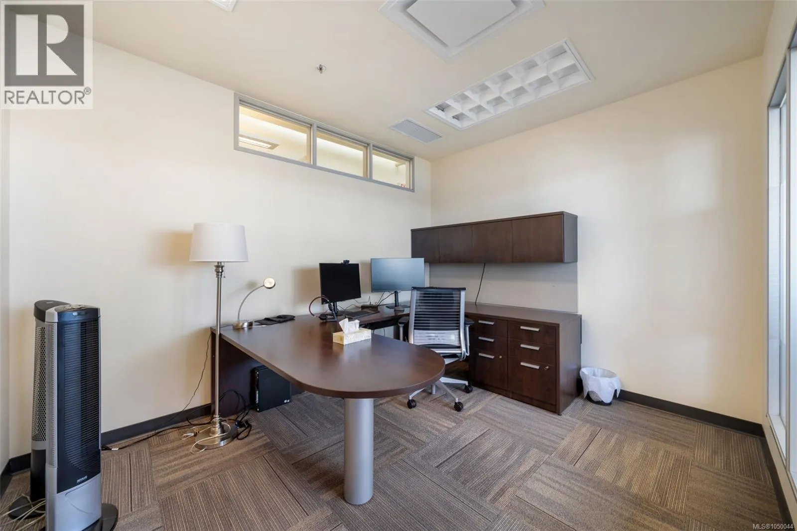 300-305 388 Harbour Rd