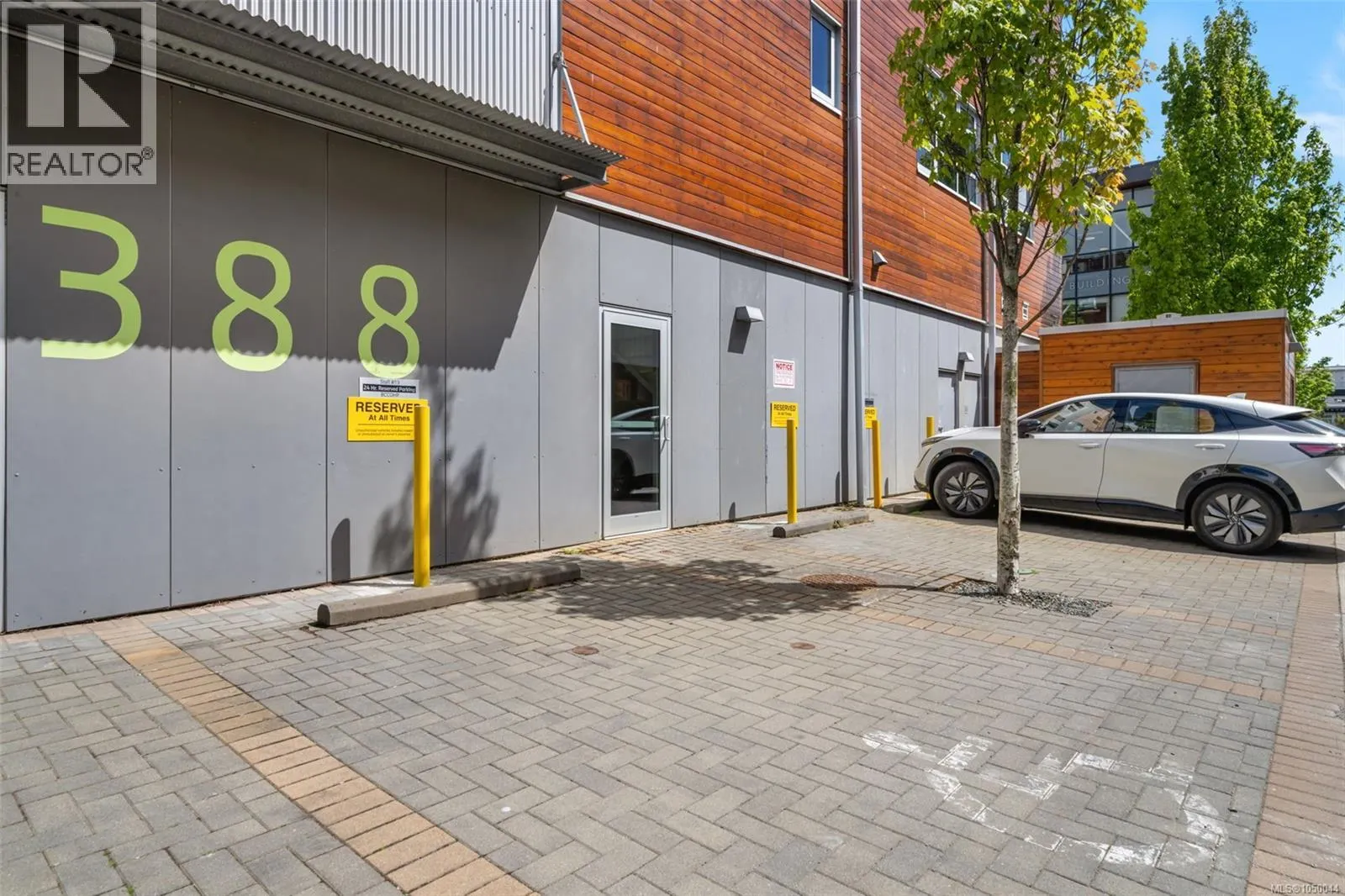 300-305 388 Harbour Rd
