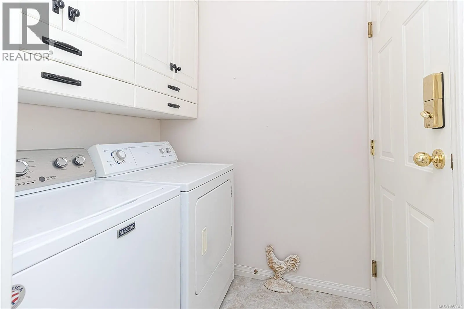 7968 Polo Park Cres