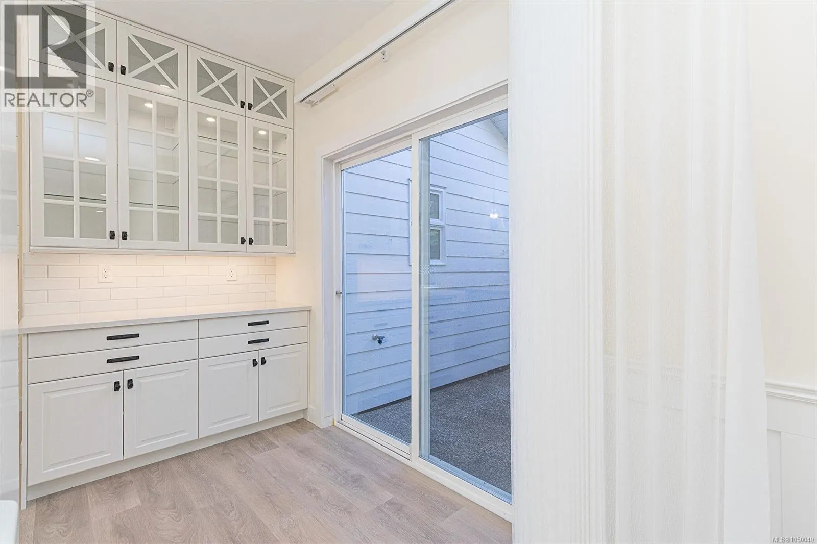 7968 Polo Park Cres