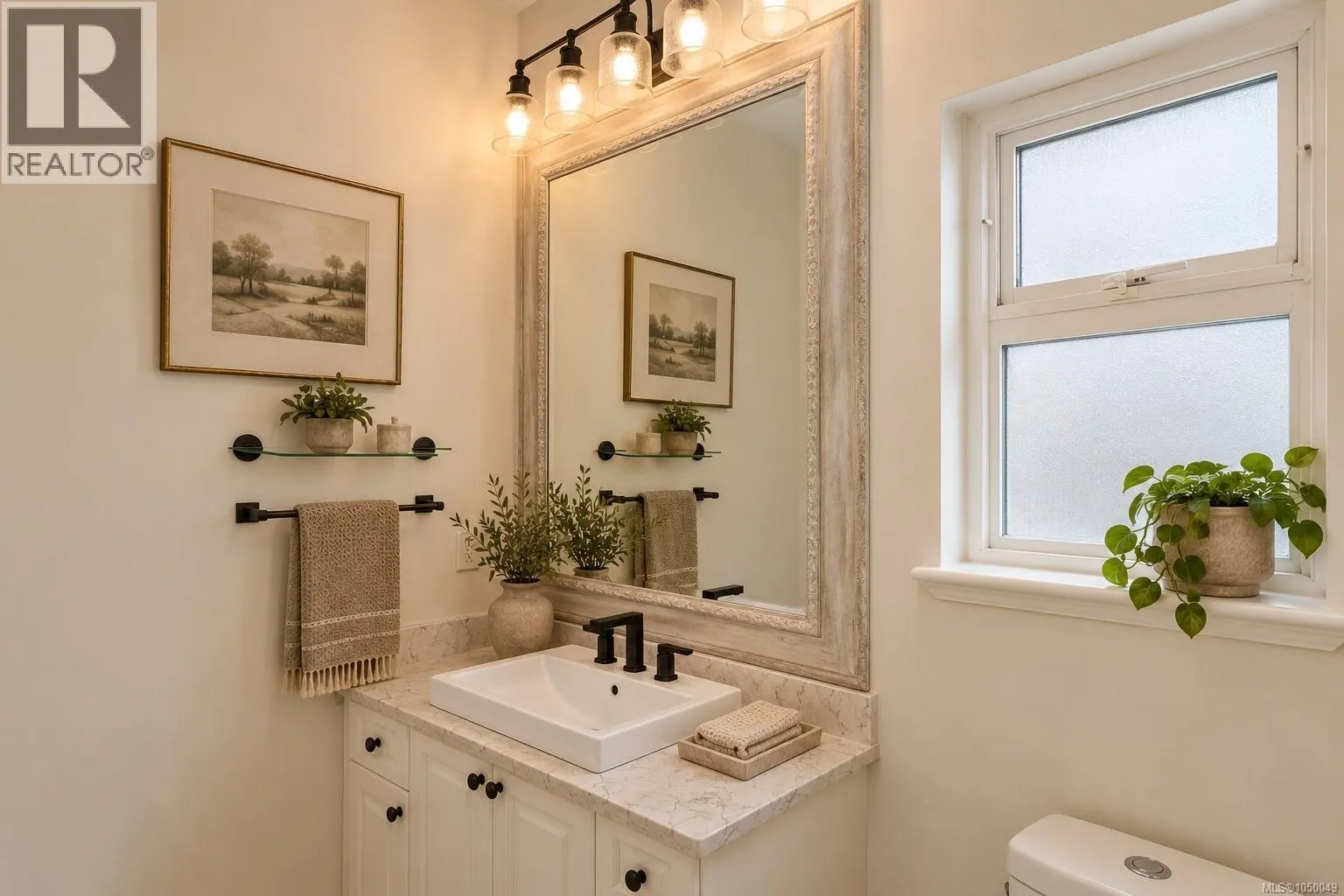 7968 Polo Park Cres