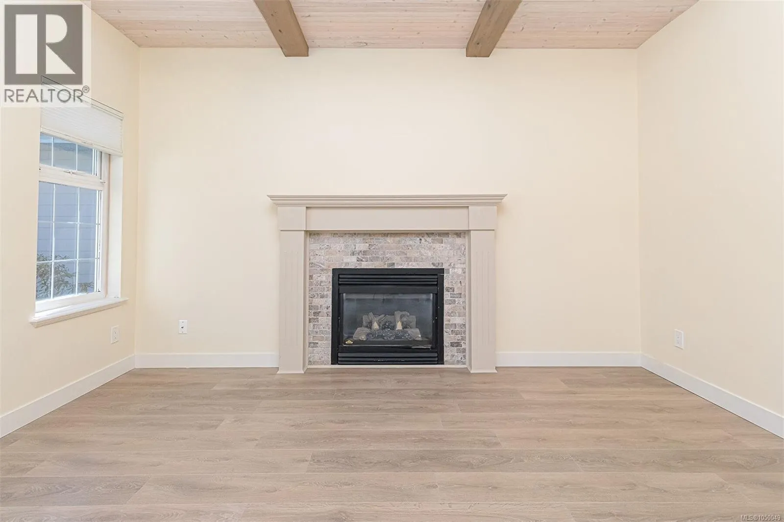 7968 Polo Park Cres