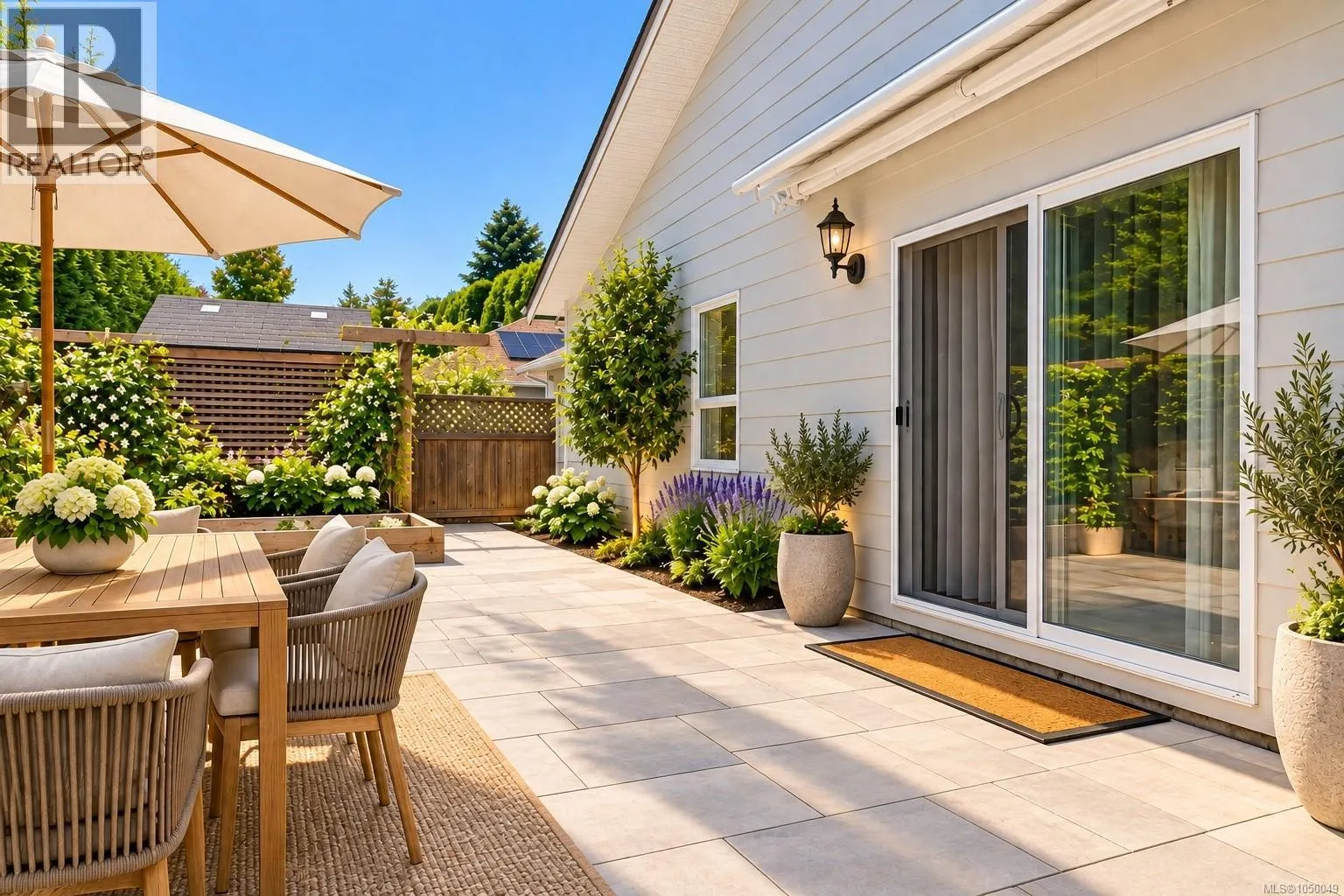7968 Polo Park Cres