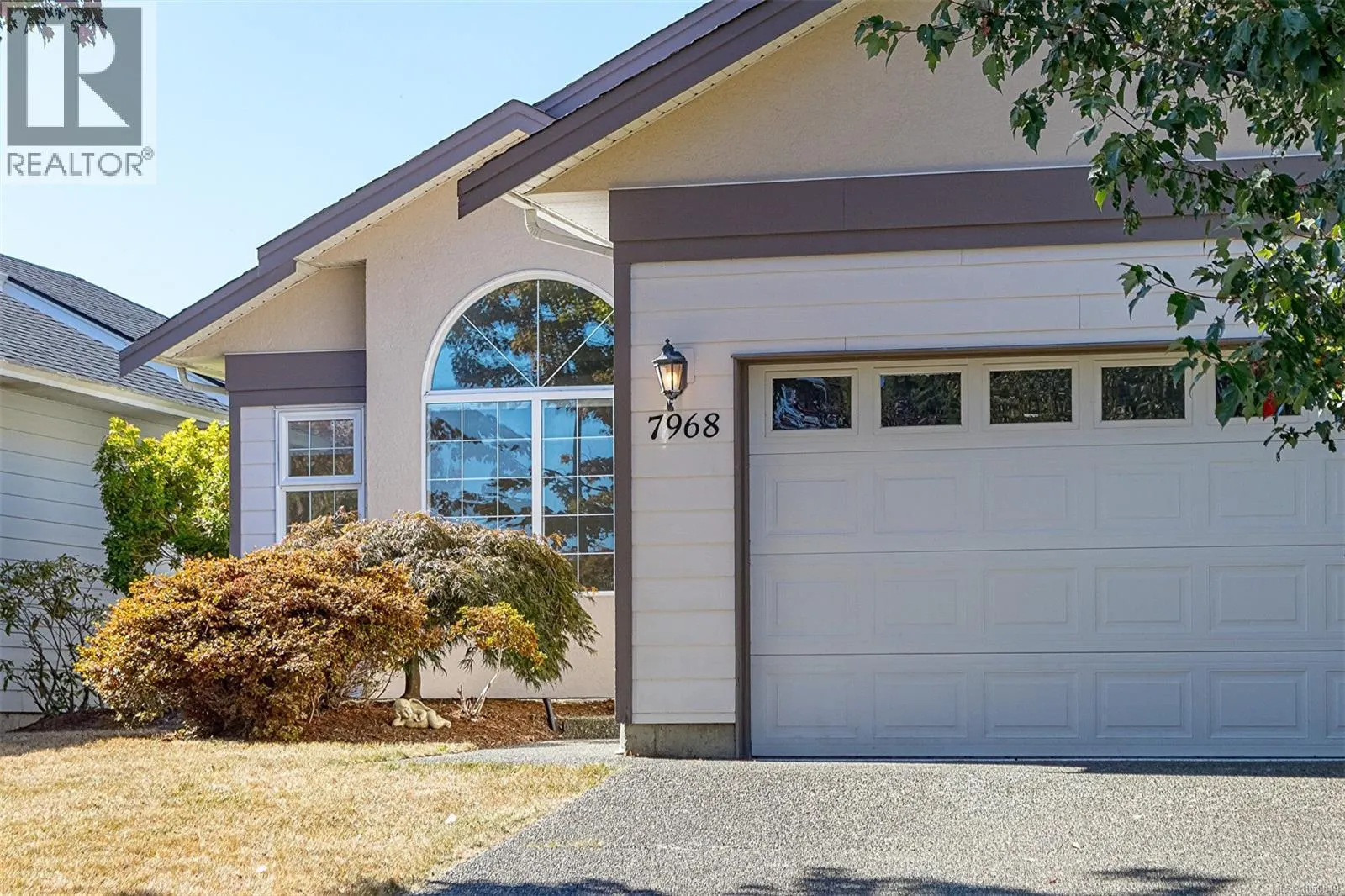 7968 Polo Park Cres