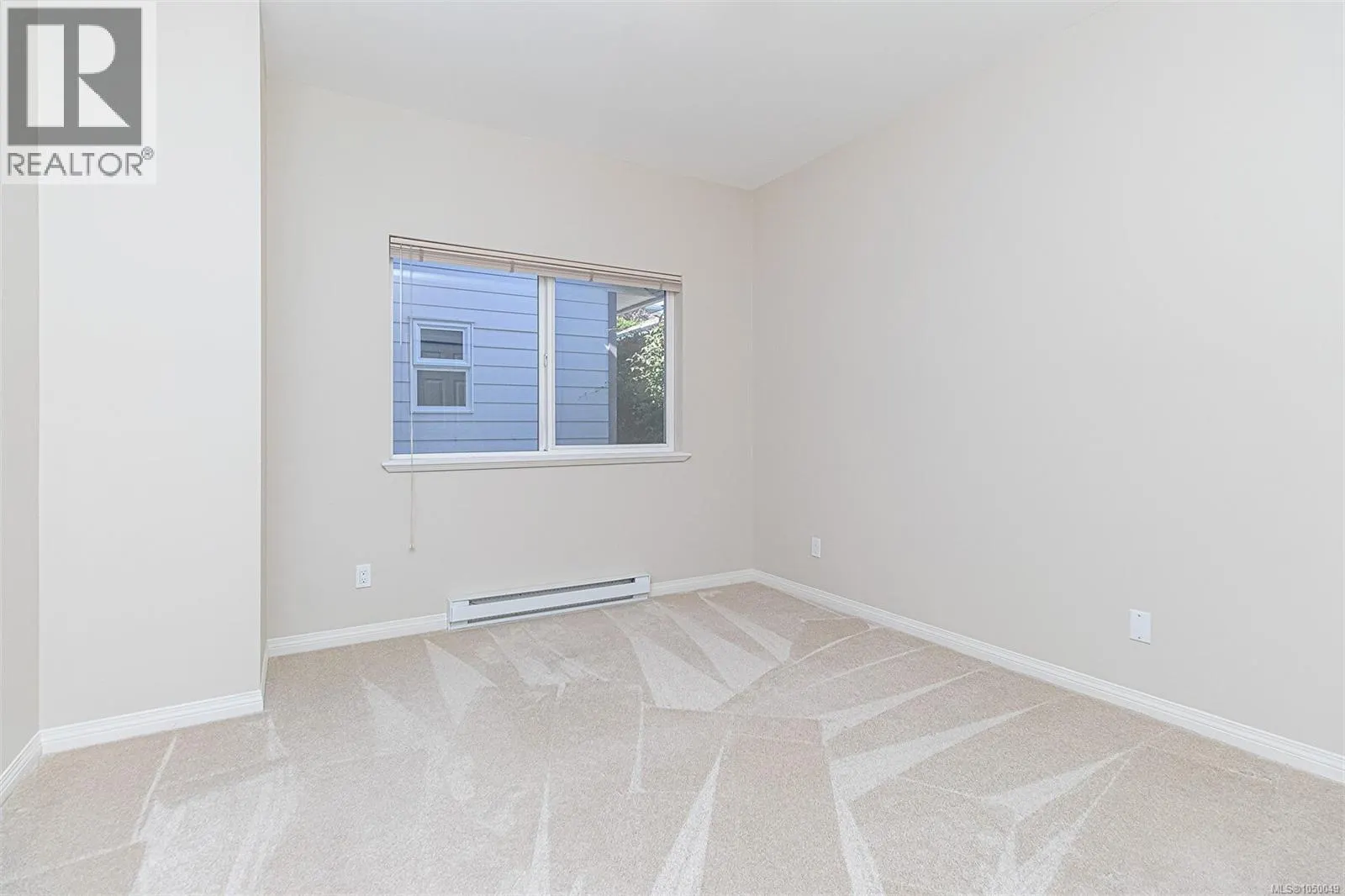 7968 Polo Park Cres