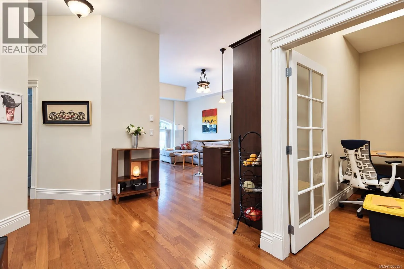 209 1602 Quadra St