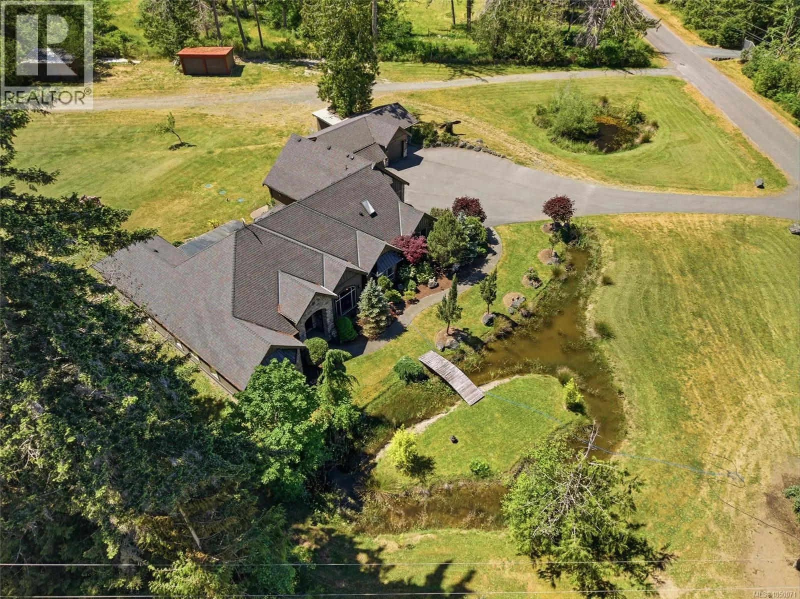 990 View Rd