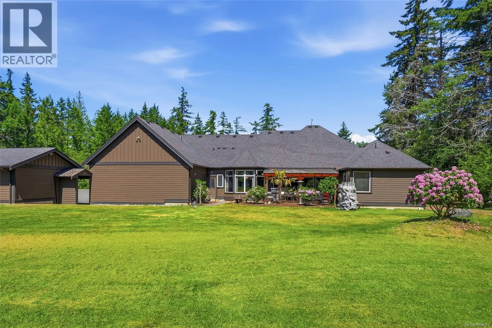 990 View Rd