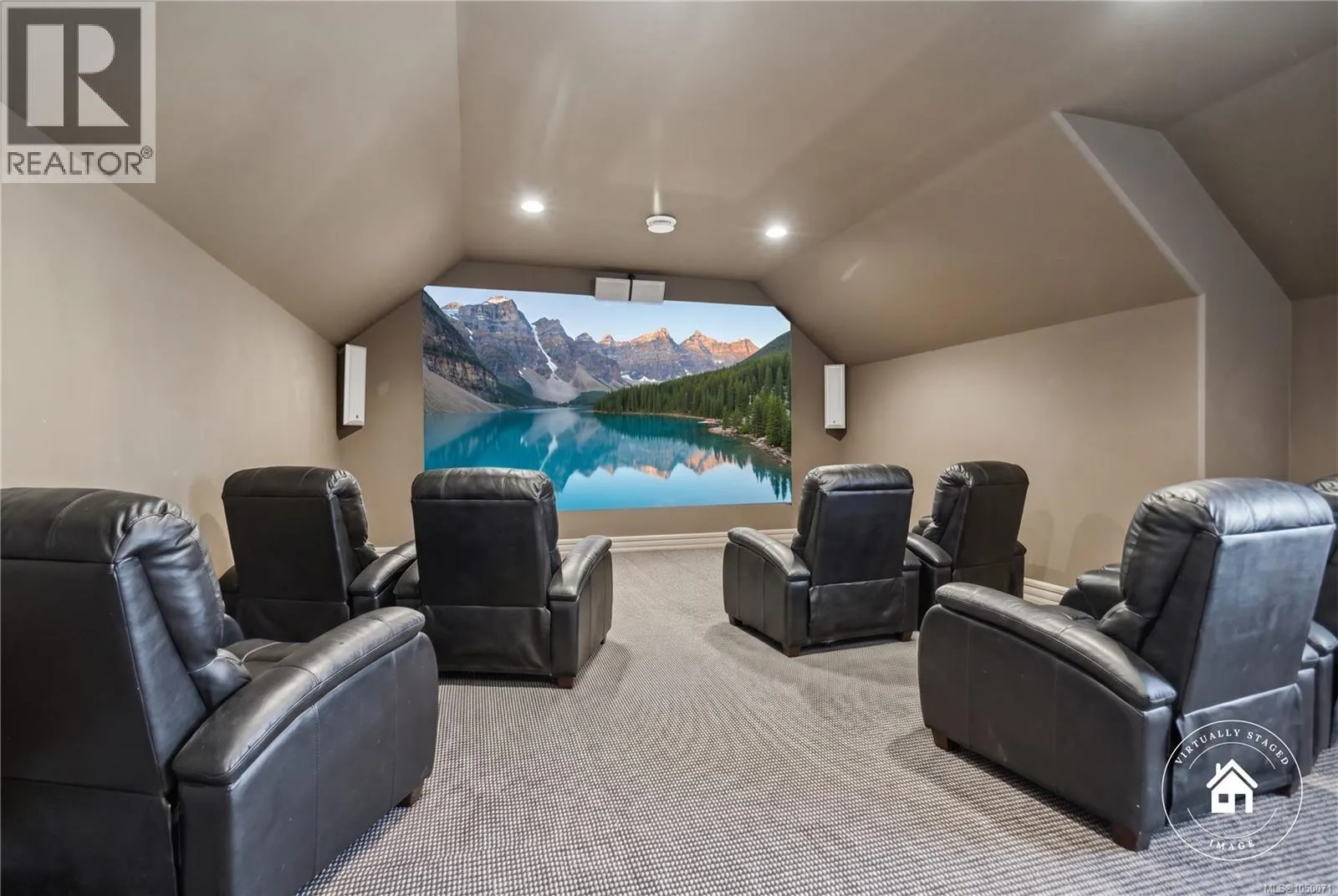 990 View Rd