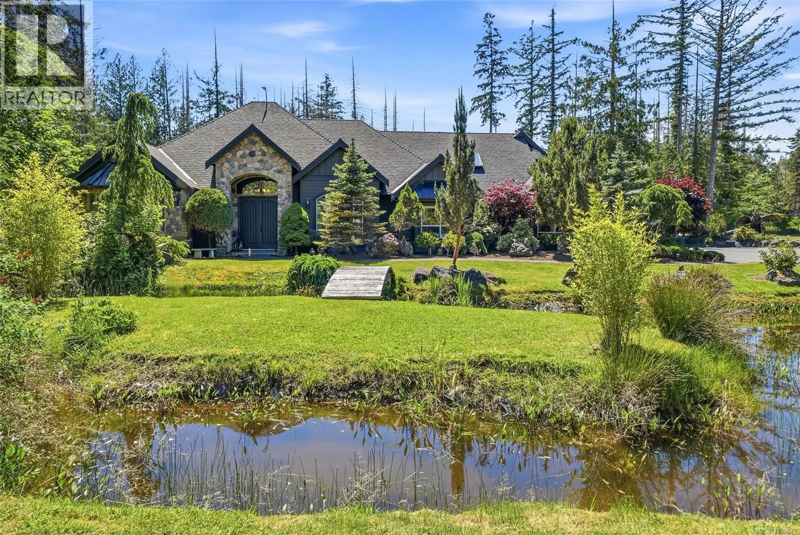 990 View Rd