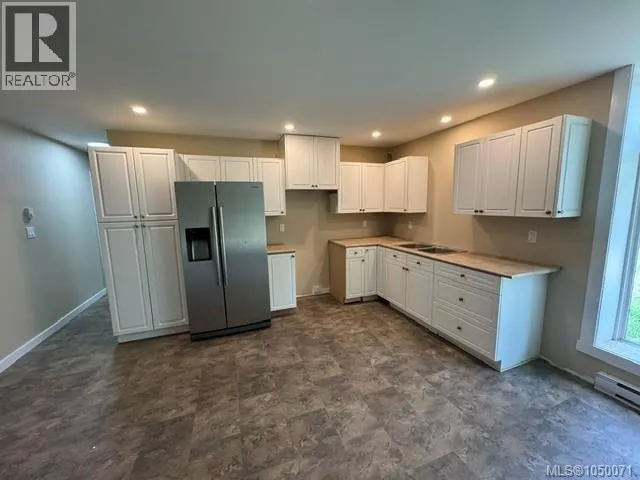 990 View Rd
