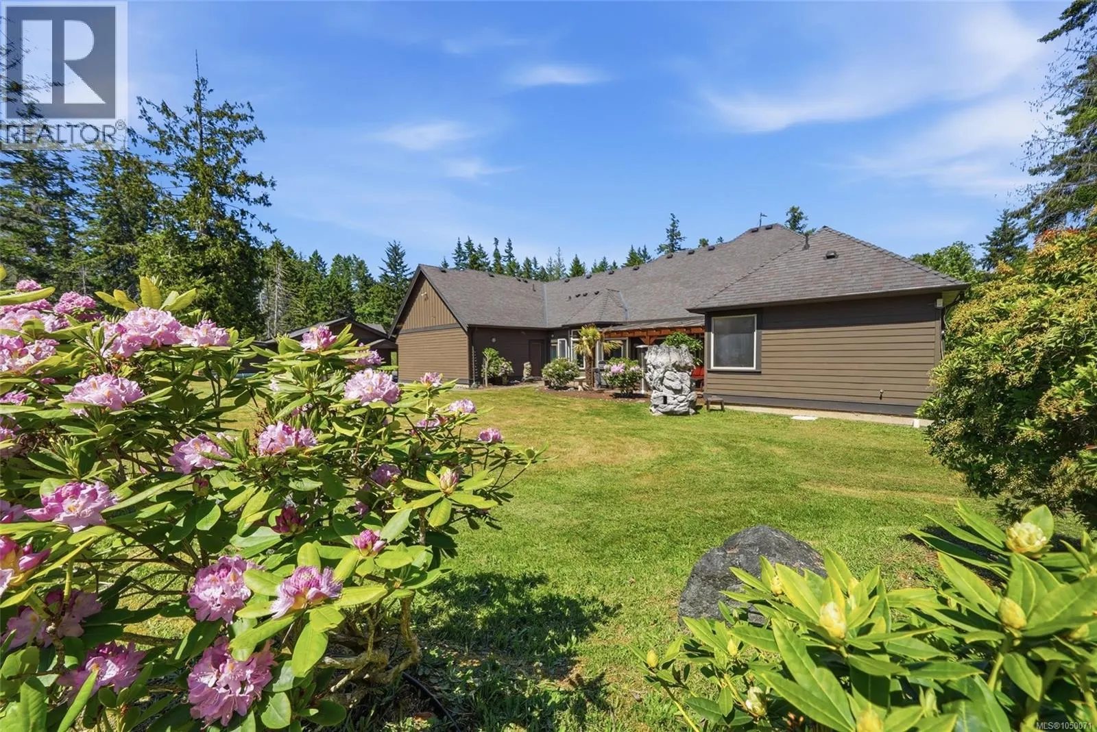 990 View Rd