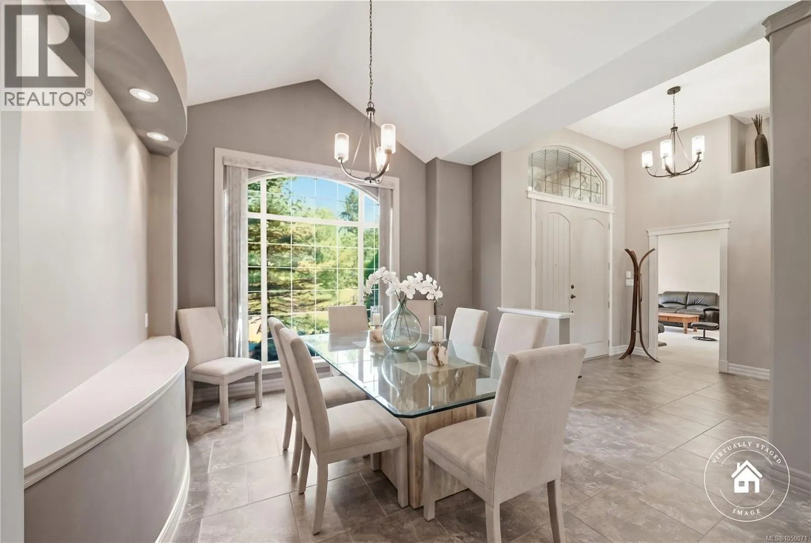 990 View Rd