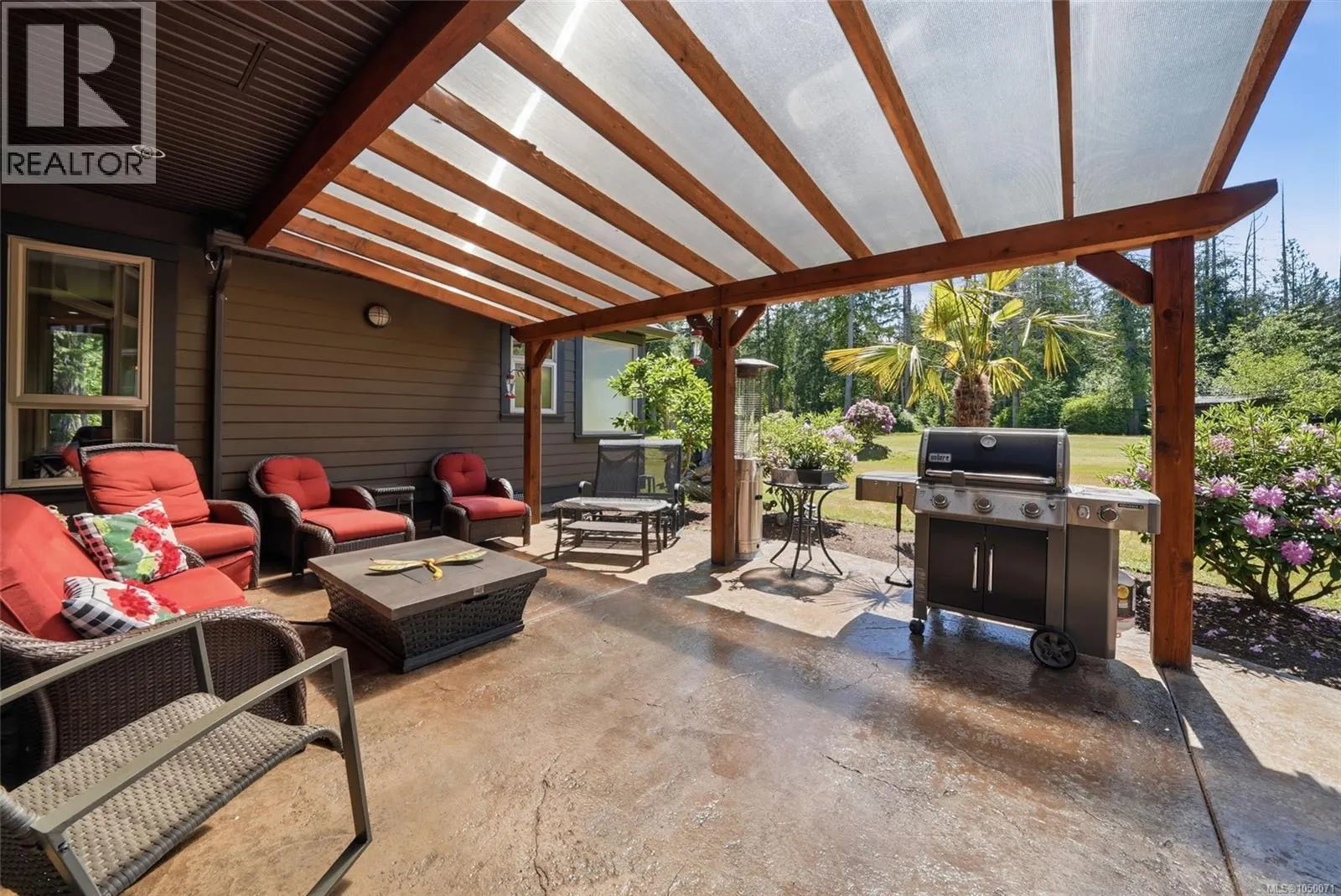 990 View Rd