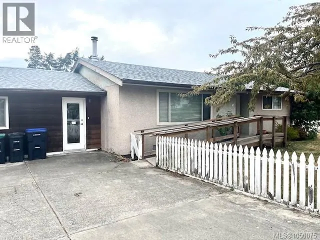 160 Moilliet St S