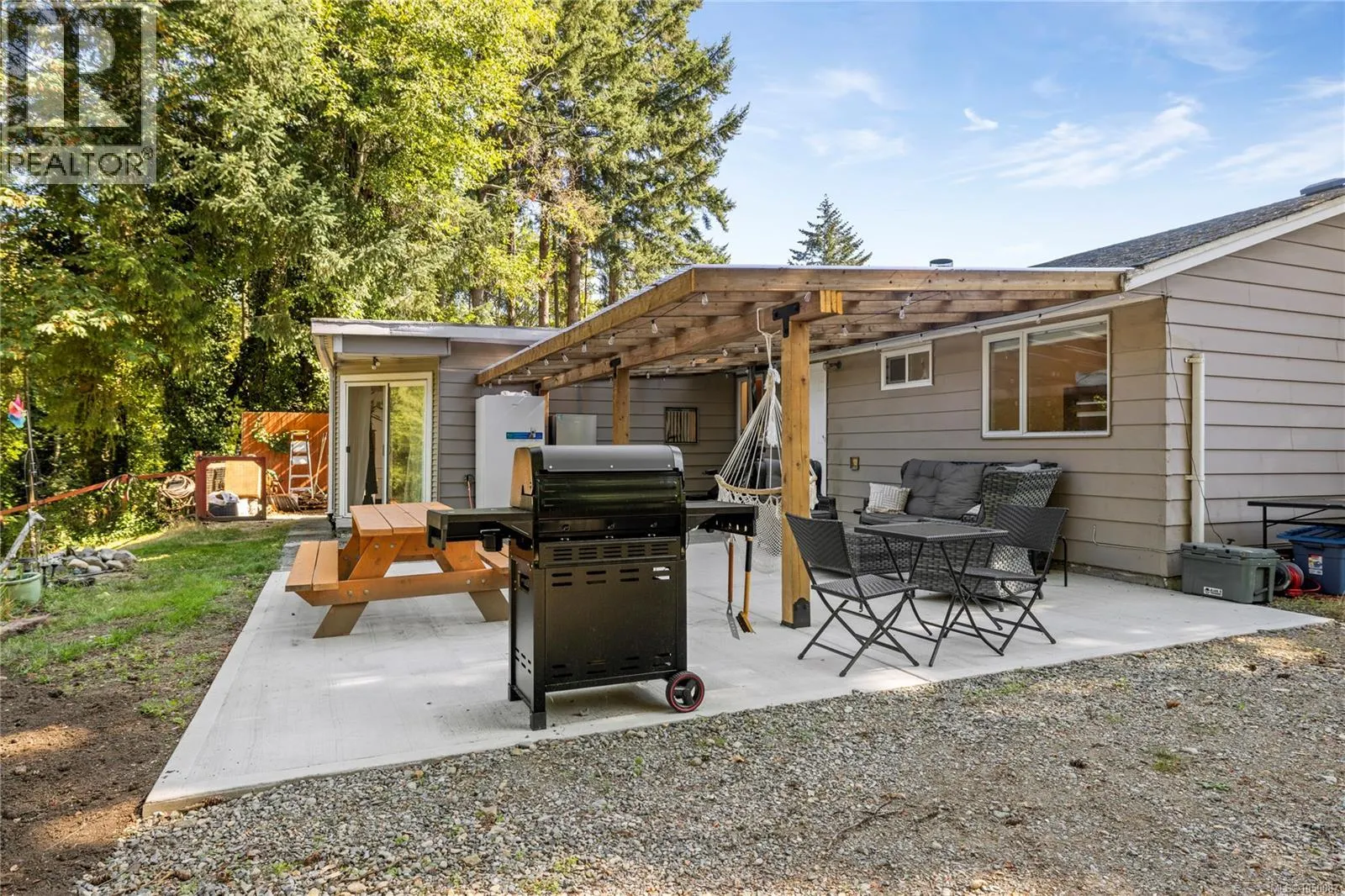 608 Brookeside Pl