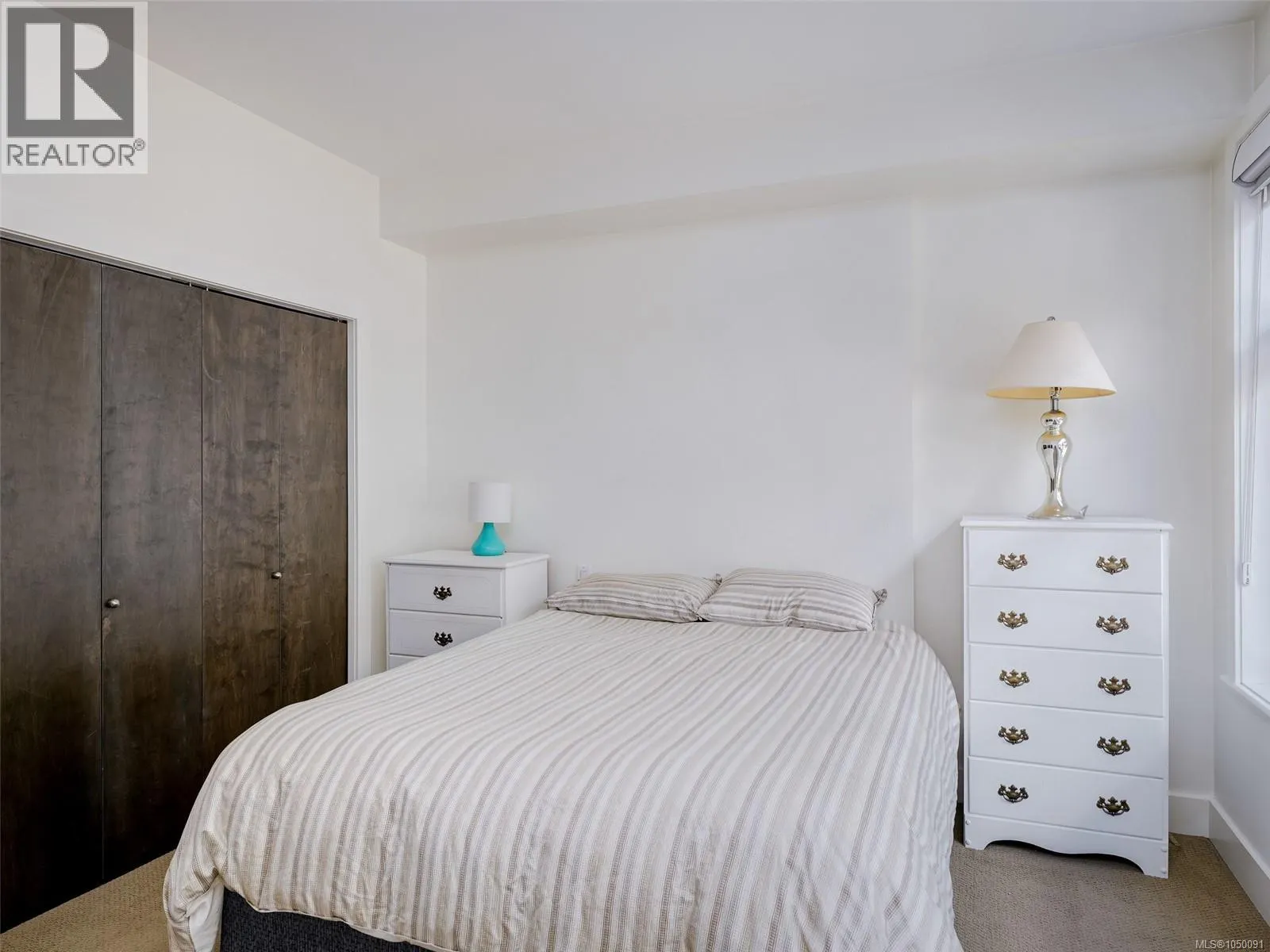 203 1022 Fort St