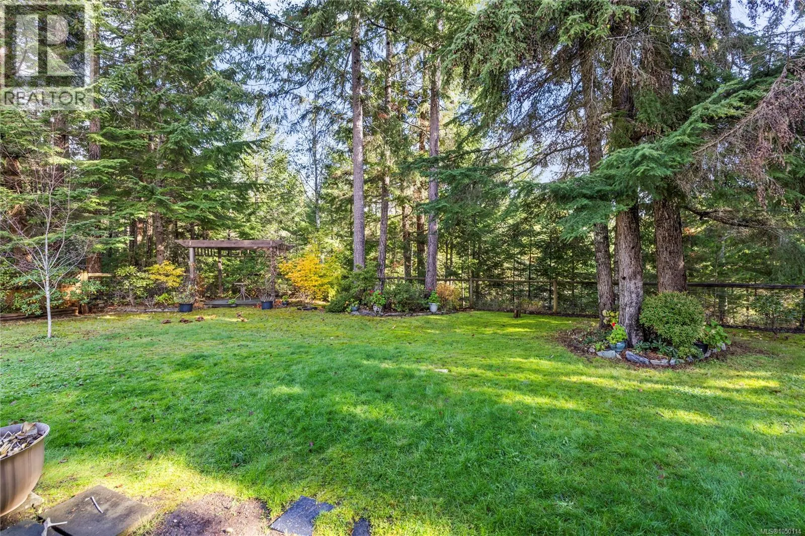 1357 Meadowood Way