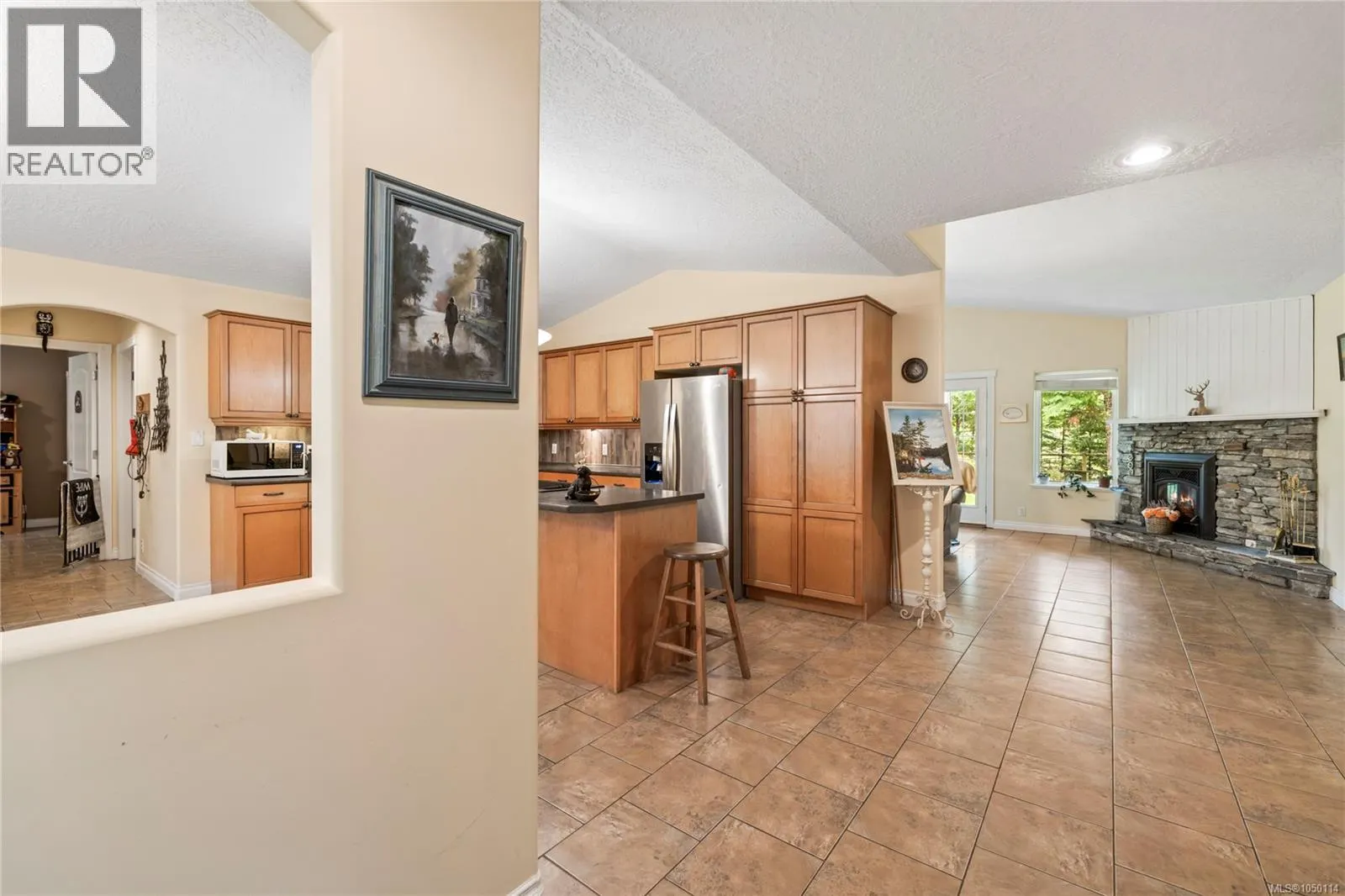 1357 Meadowood Way