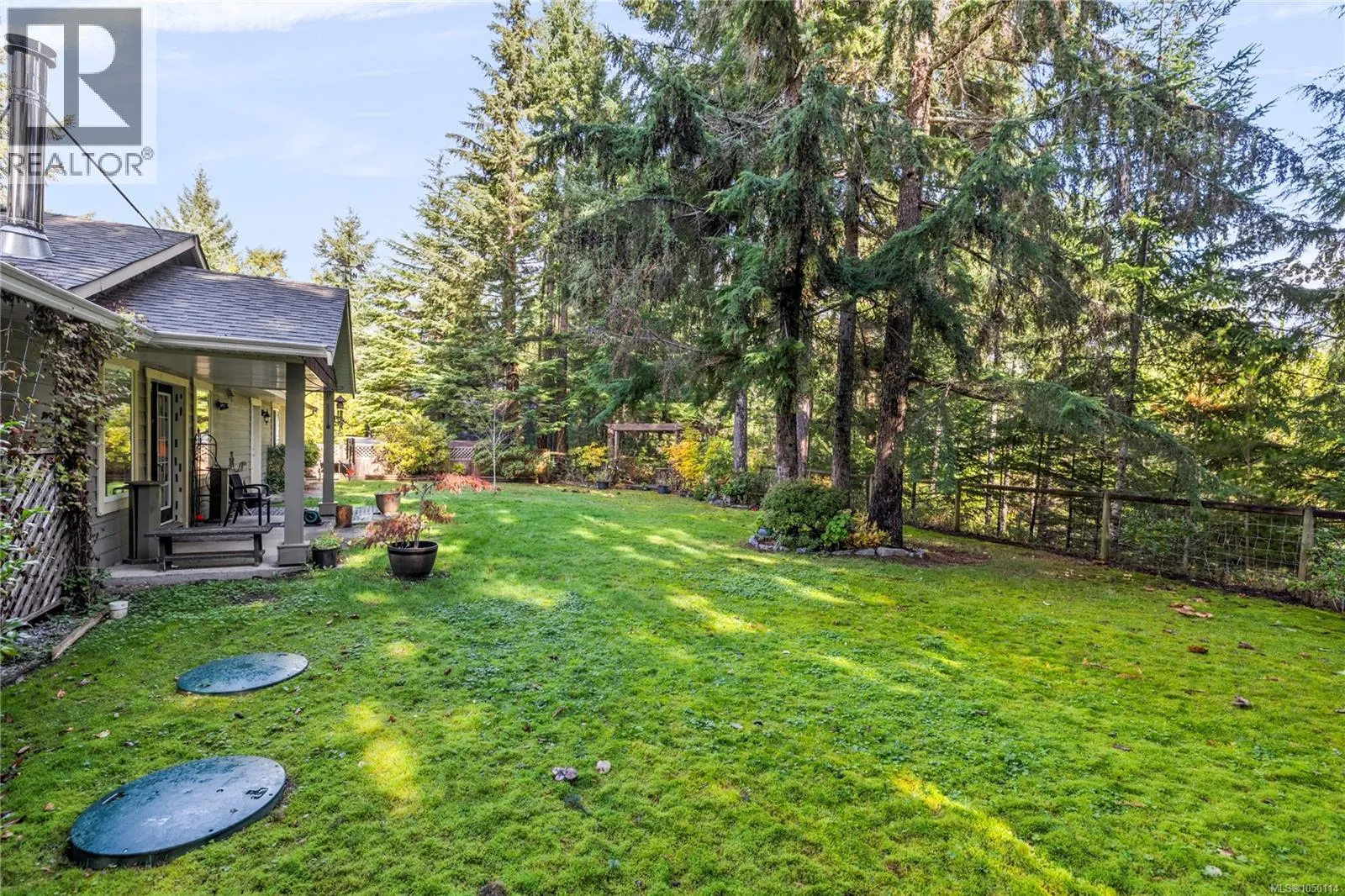 1357 Meadowood Way