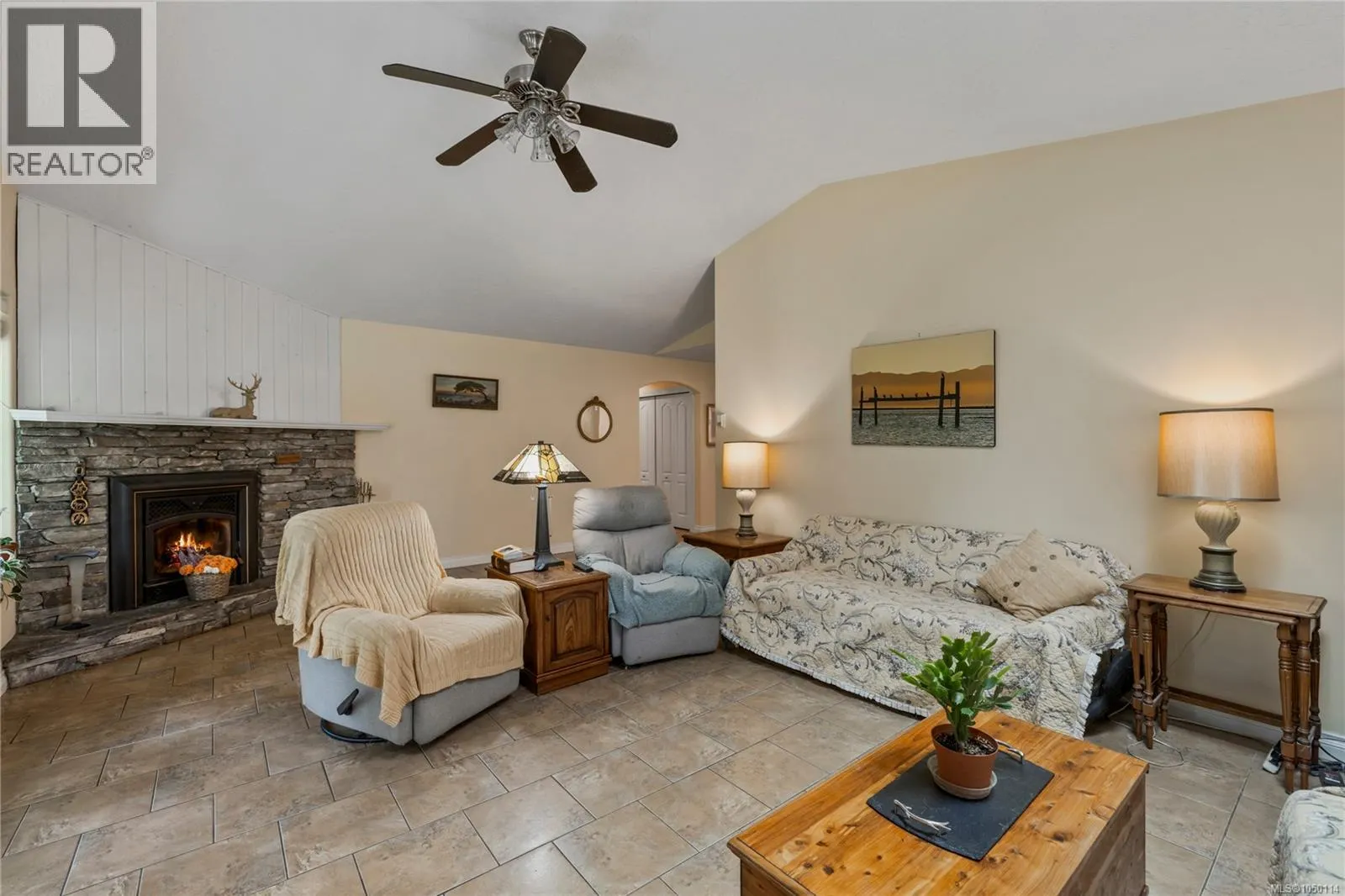 1357 Meadowood Way