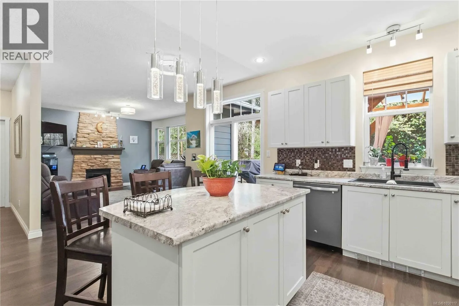 2365 Demamiel Dr
