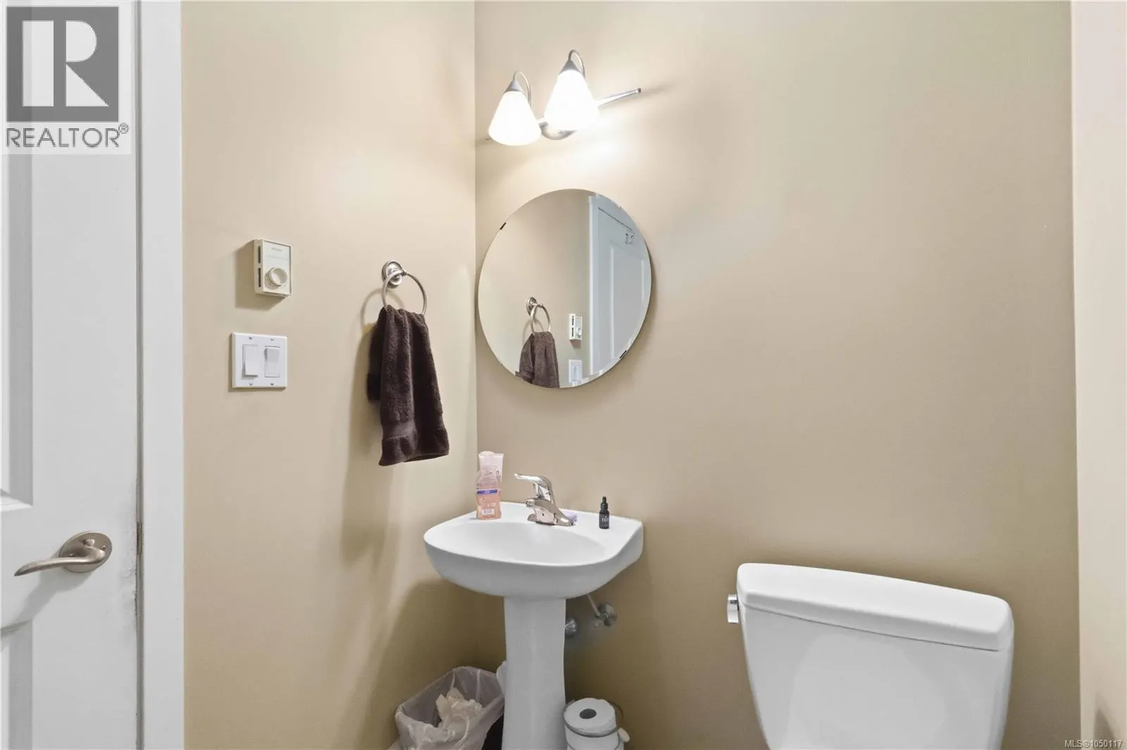 2365 Demamiel Dr