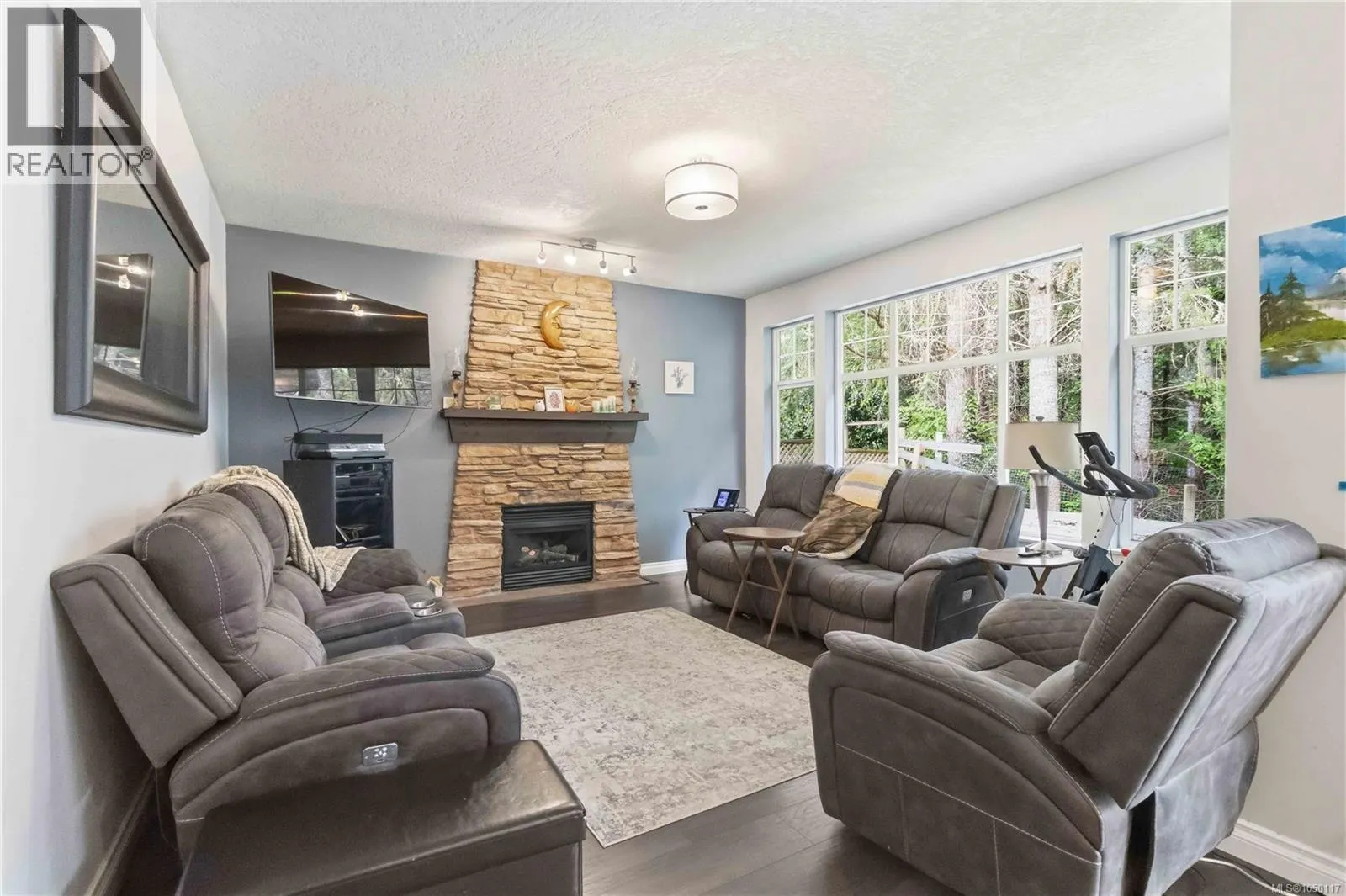 2365 Demamiel Dr