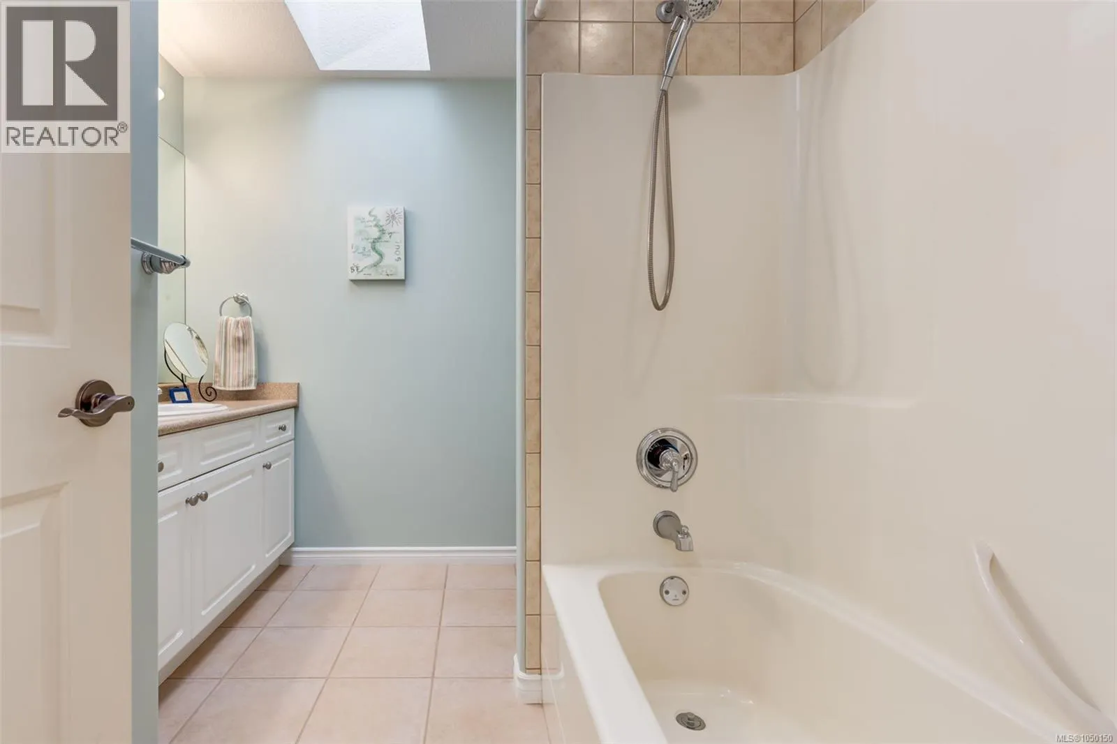 1153 Roberton Blvd