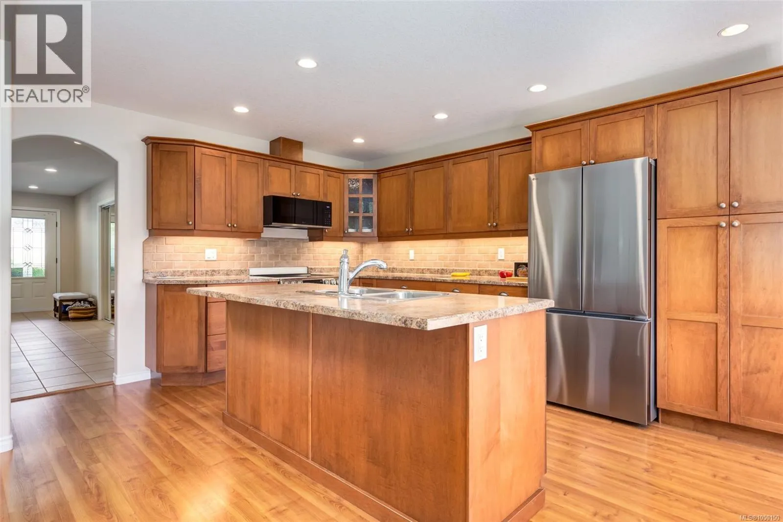 1153 Roberton Blvd