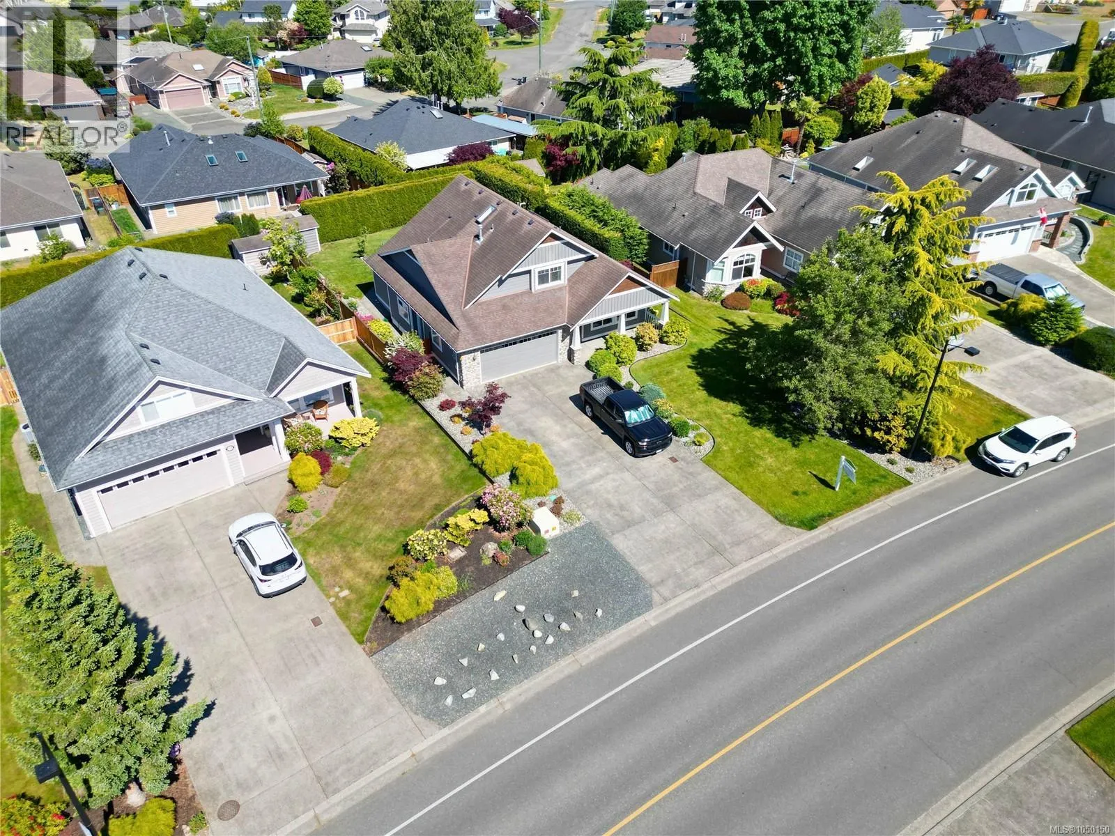 1153 Roberton Blvd