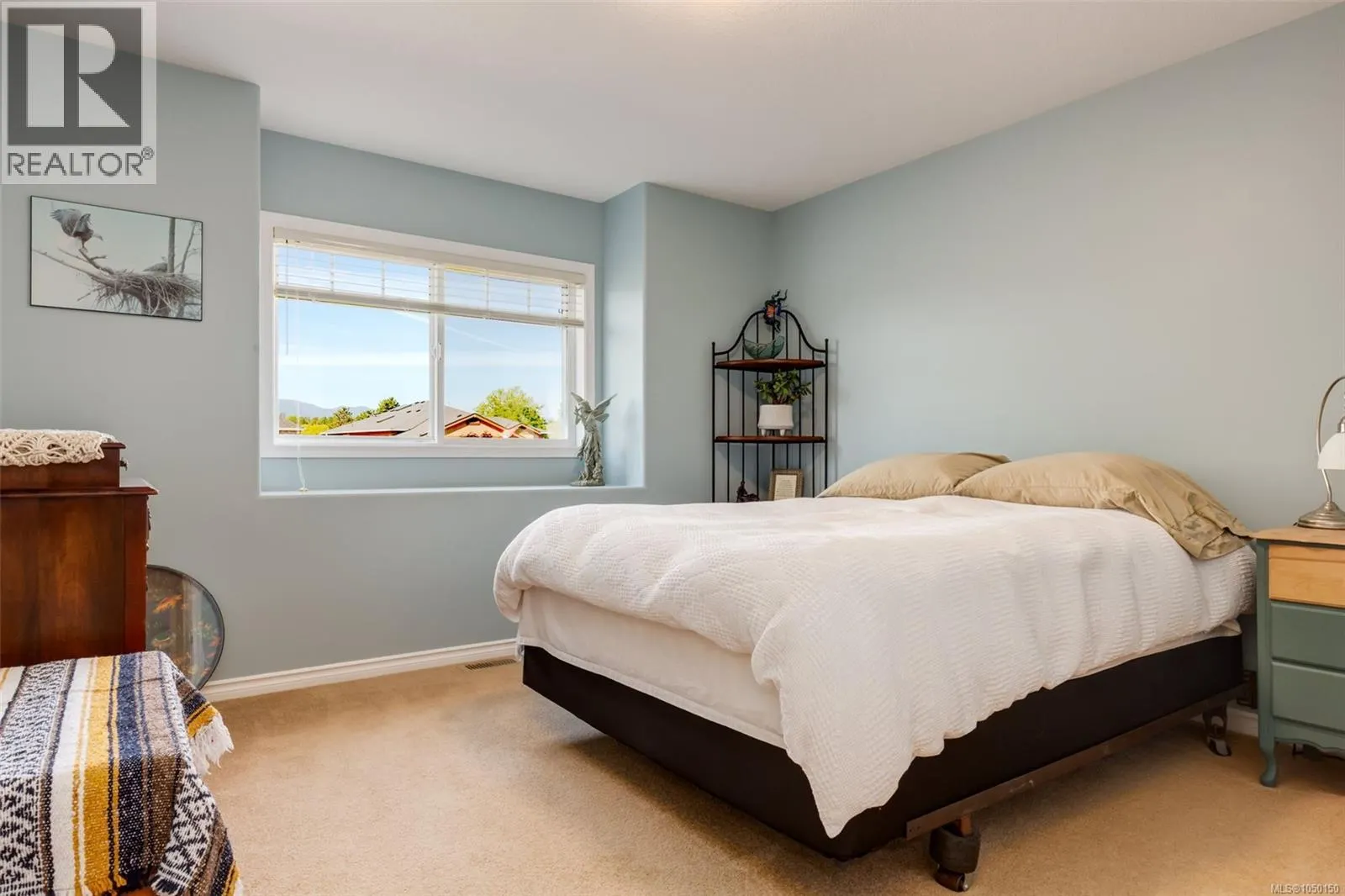 1153 Roberton Blvd