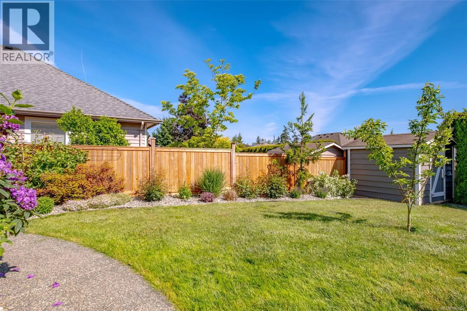 1153 Roberton Blvd