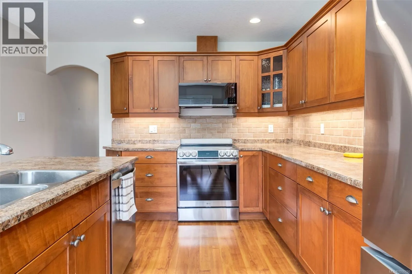 1153 Roberton Blvd