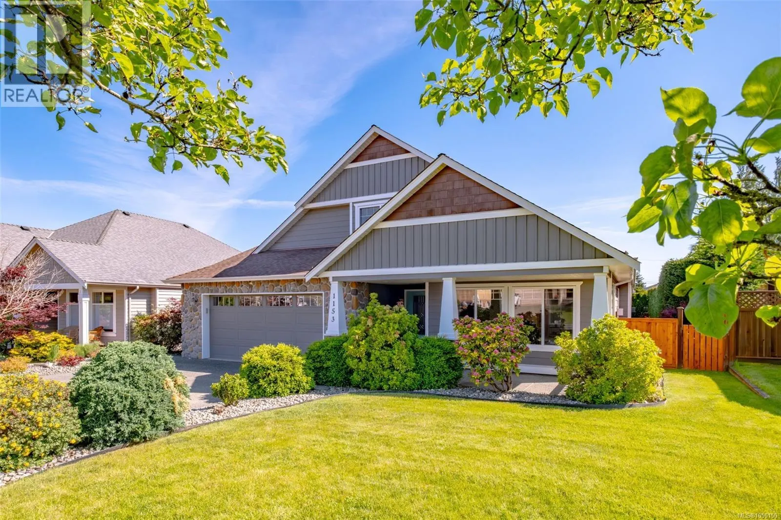 1153 Roberton Blvd