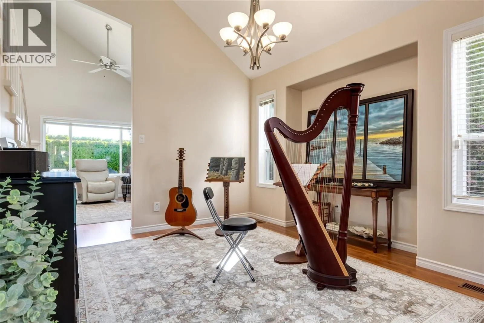 1153 Roberton Blvd